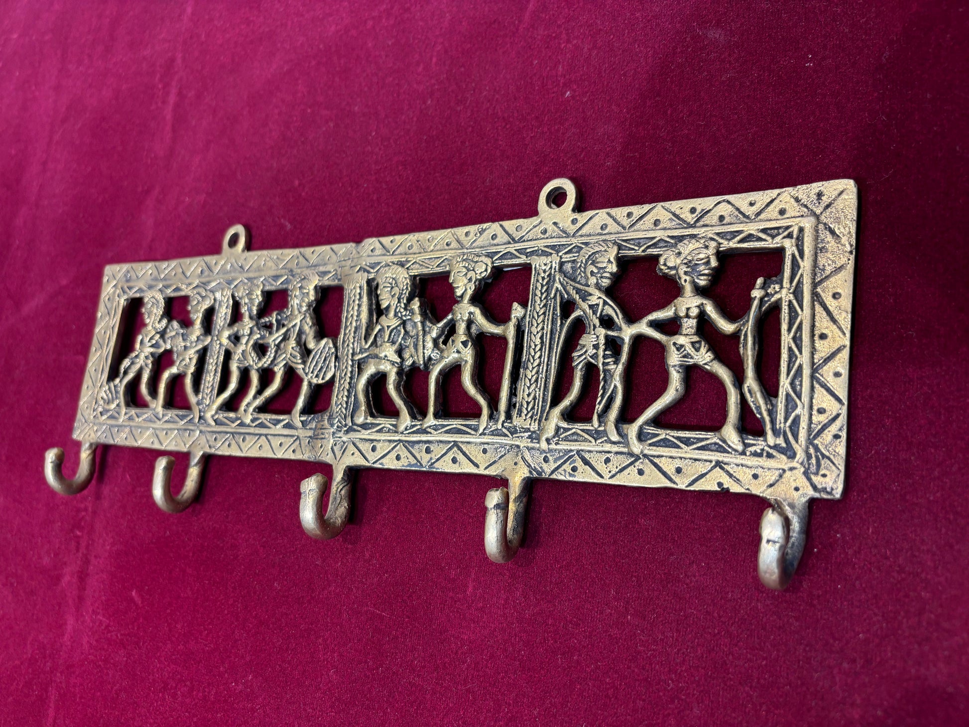 Dancing Key Holder Big