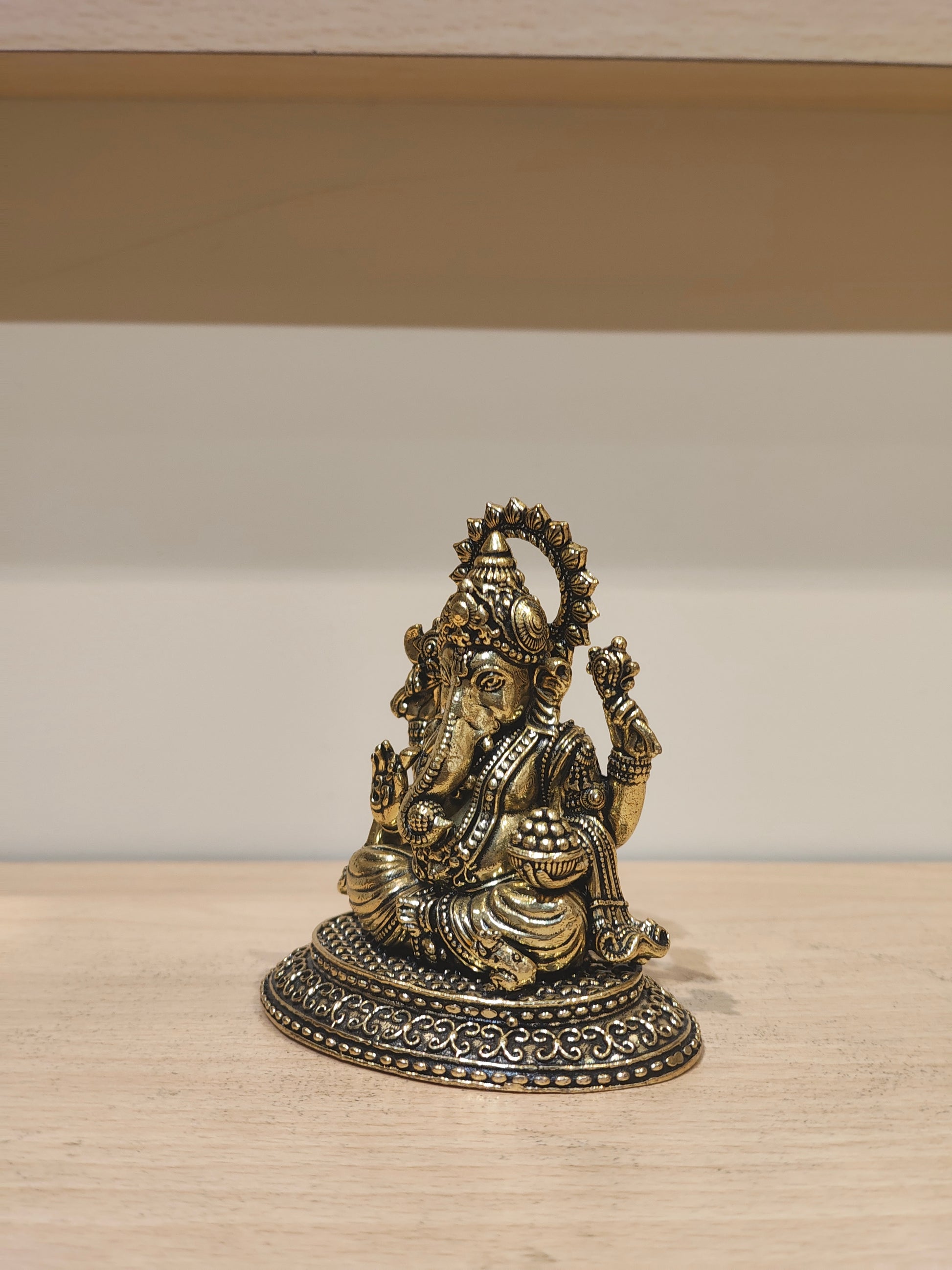 Ganesha on Oval Base