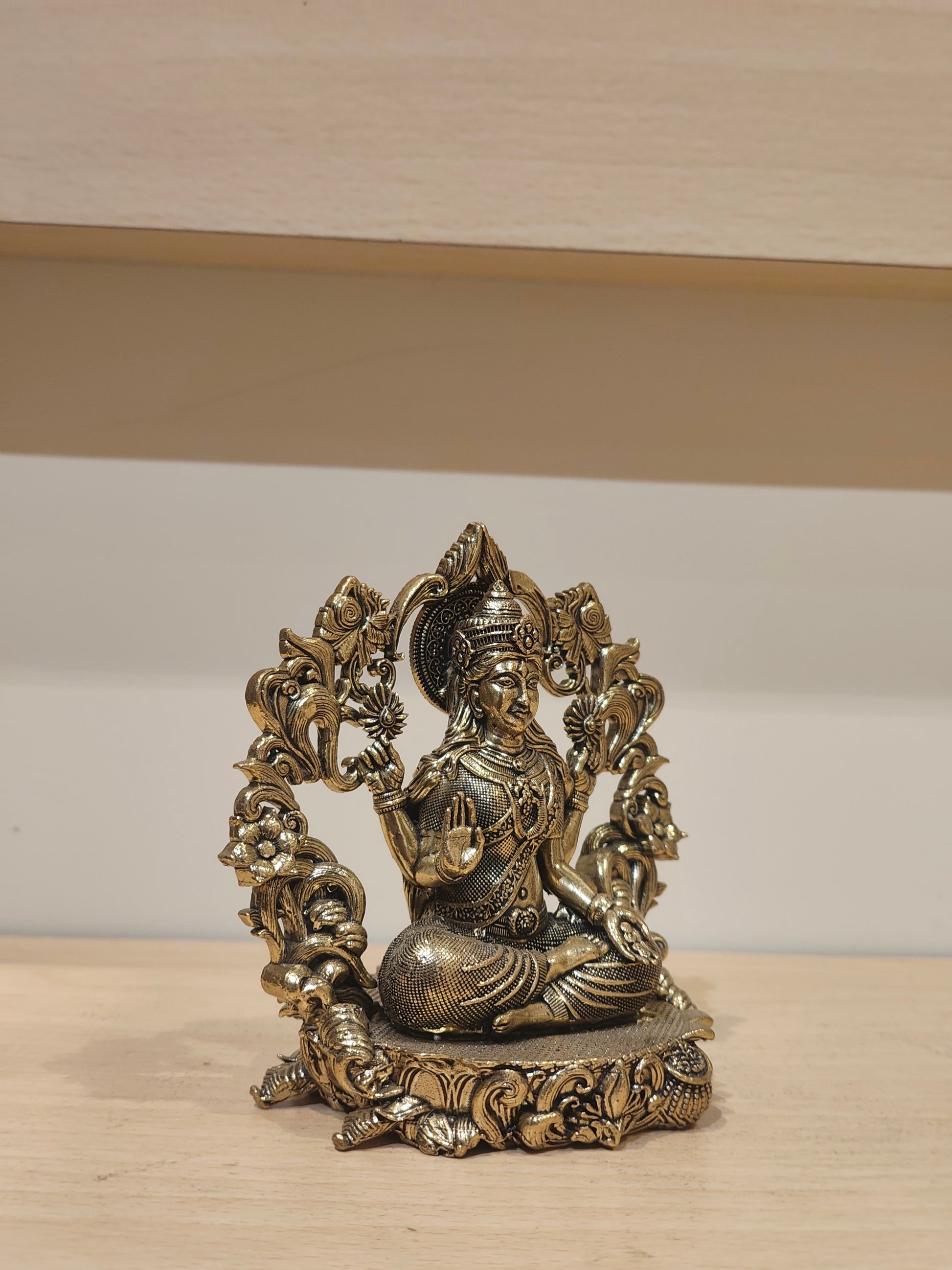 Lakshmi Thiruvachi