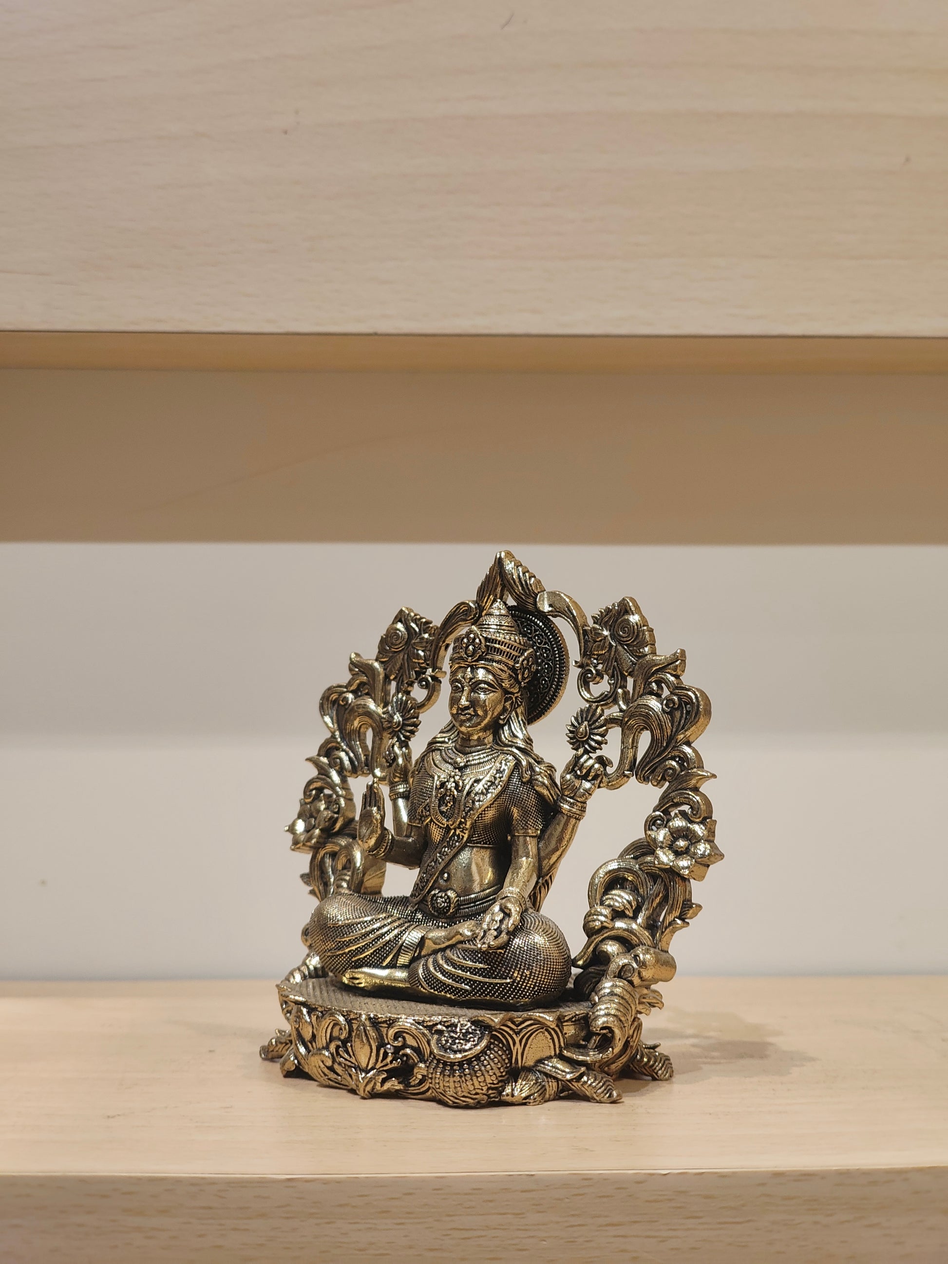 Lakshmi Thiruvachi