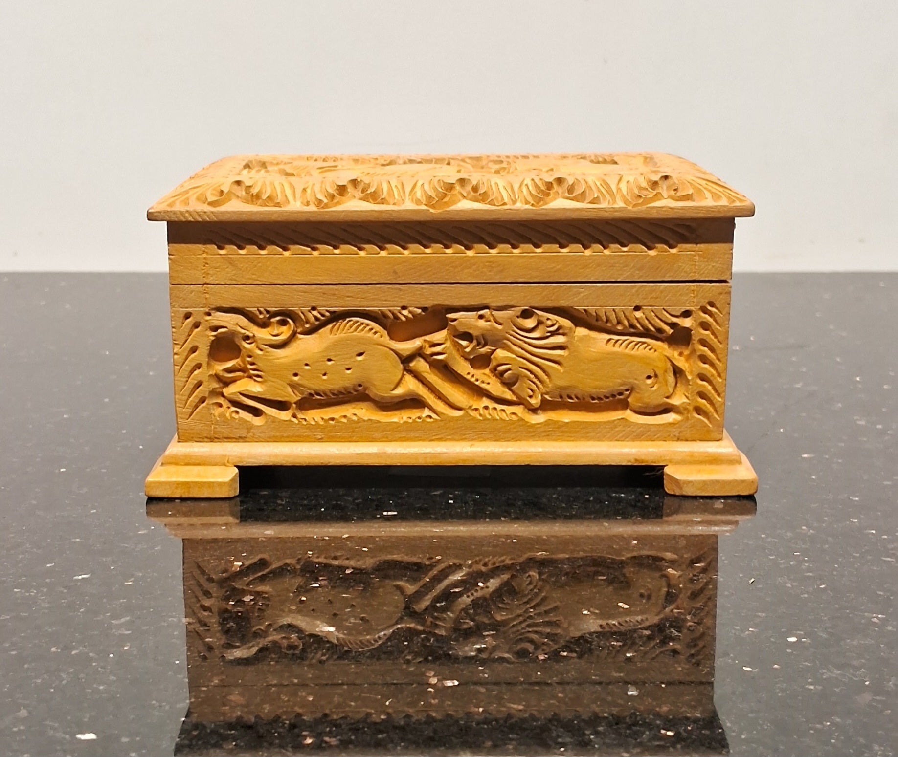 Mango wood jewel box