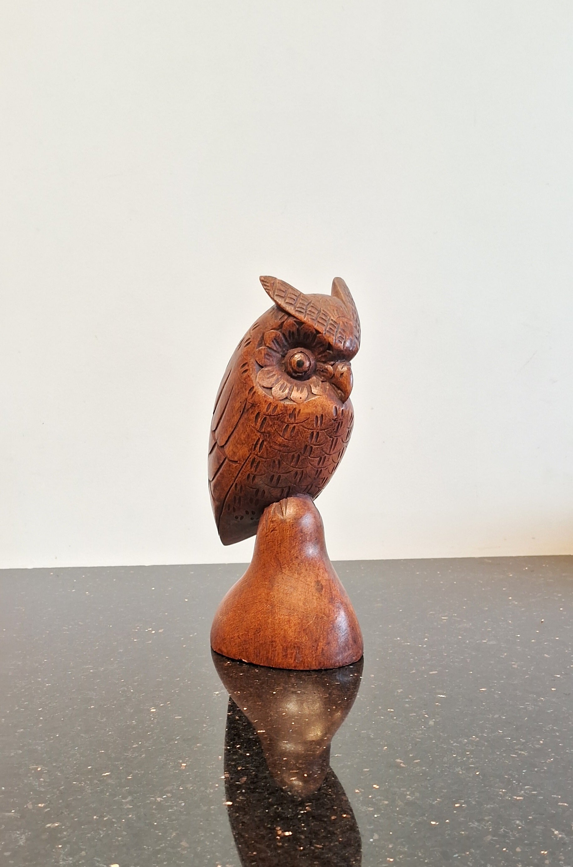 Owl Table Decor-7.3'