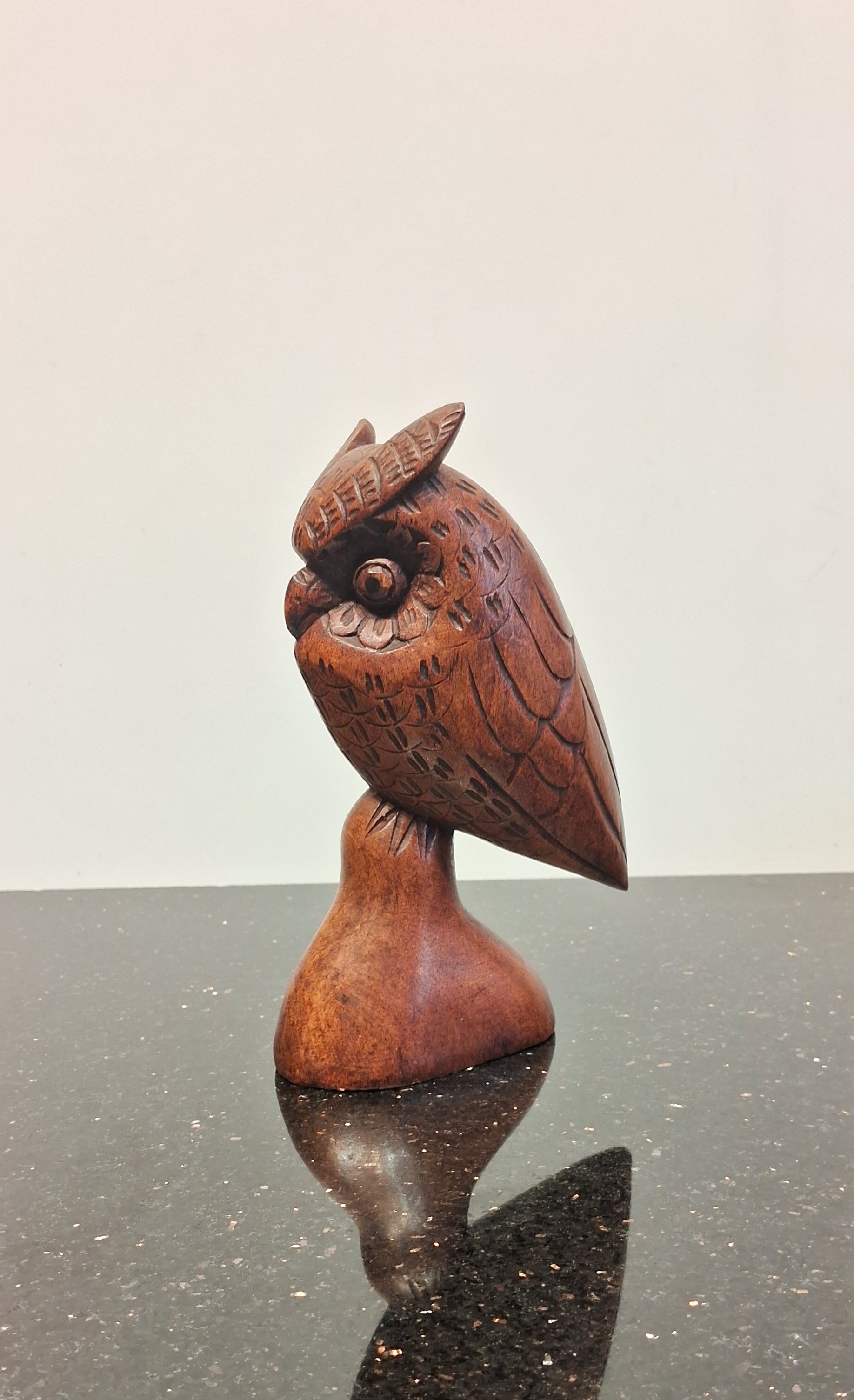 Owl Table Decor-7.3'