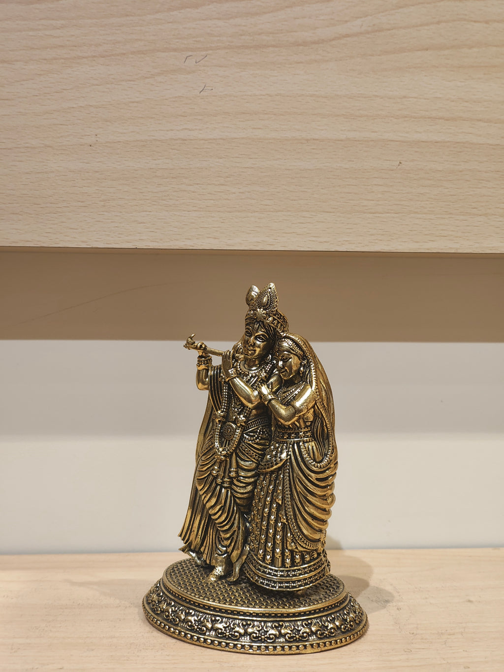 Radha Krishna Round Base