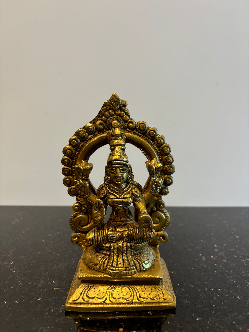 Mahalakshmi with Arch Big