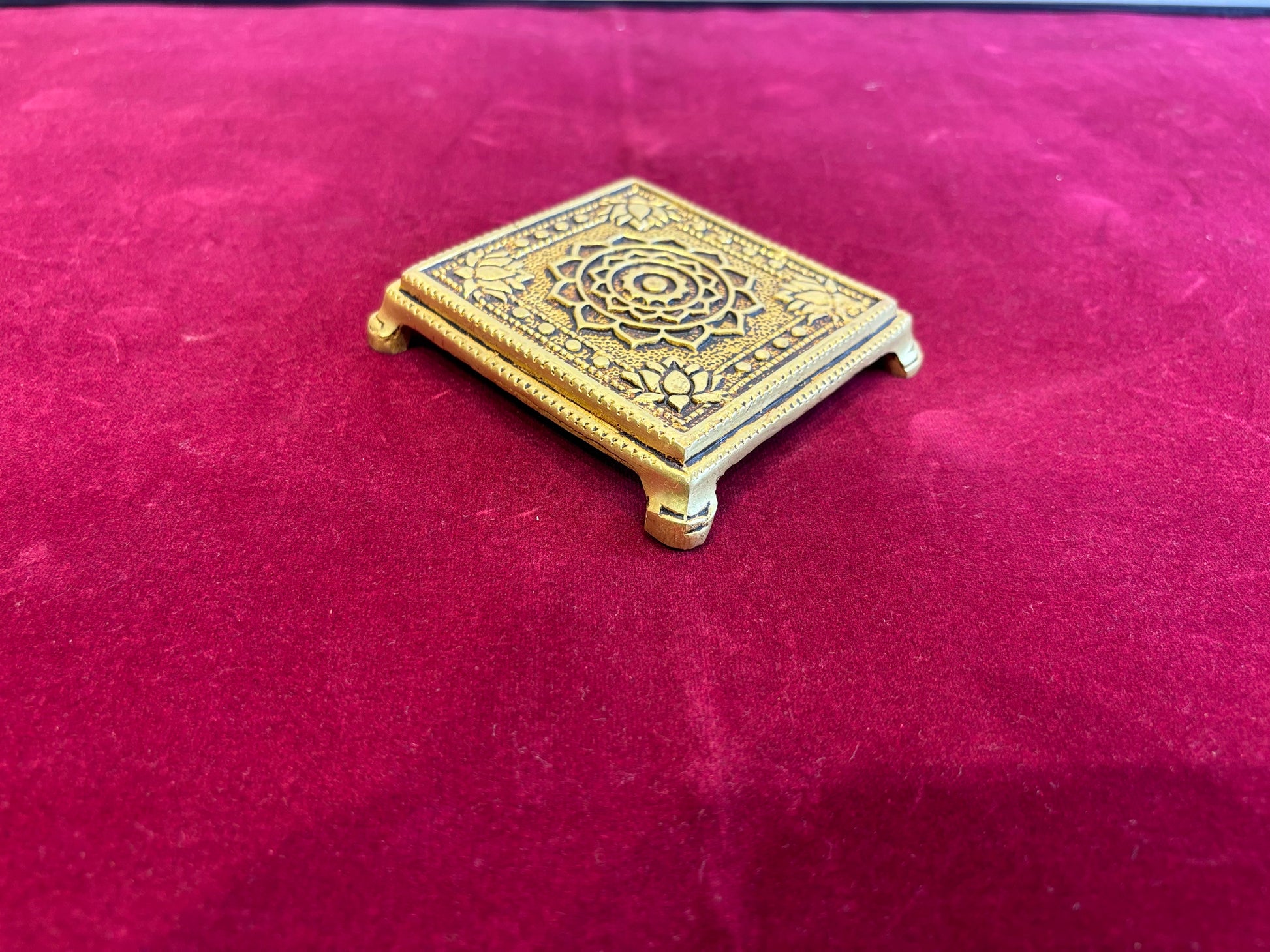 Floral Design Square Chowki