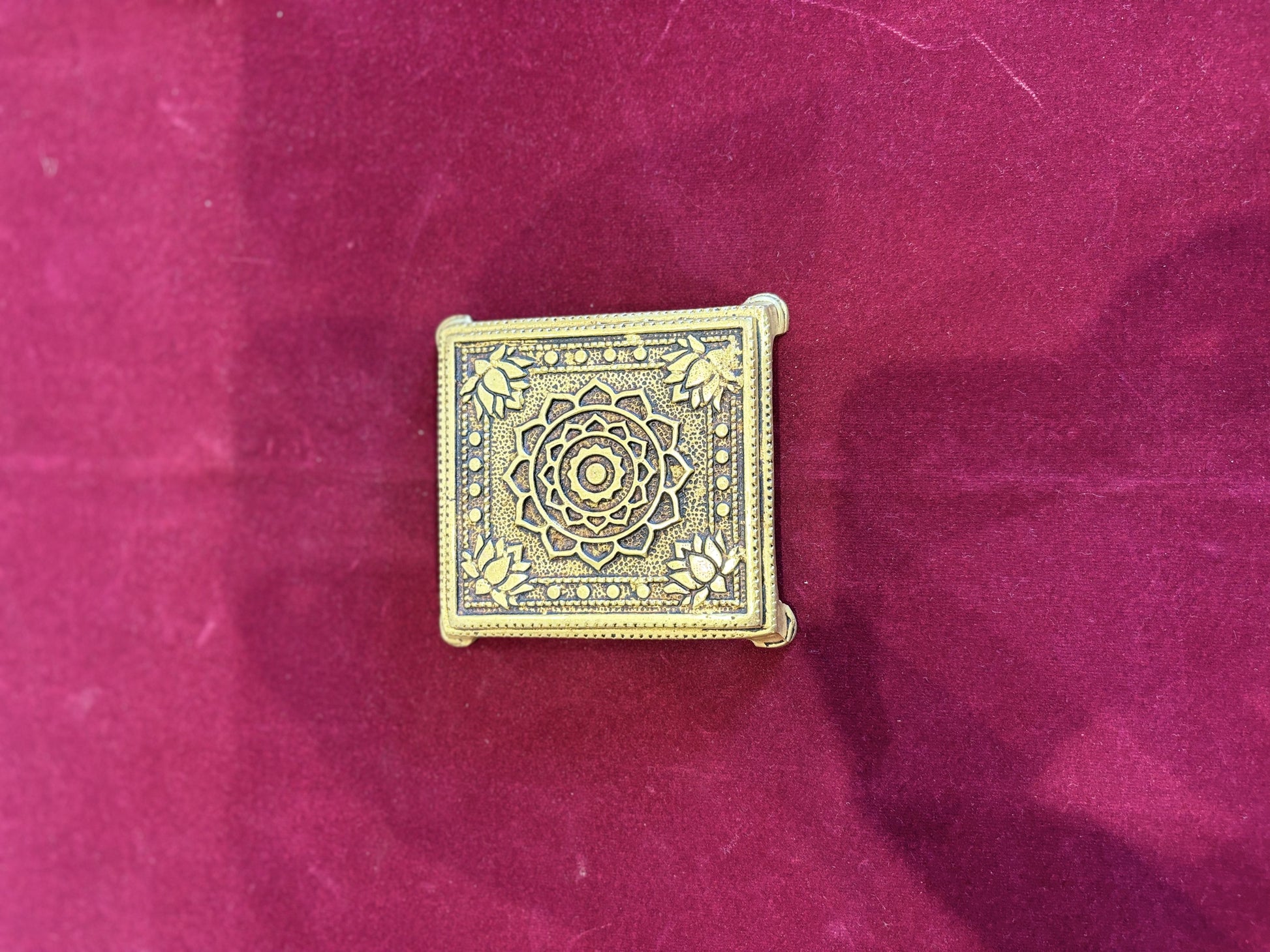 Floral Design Square Chowki