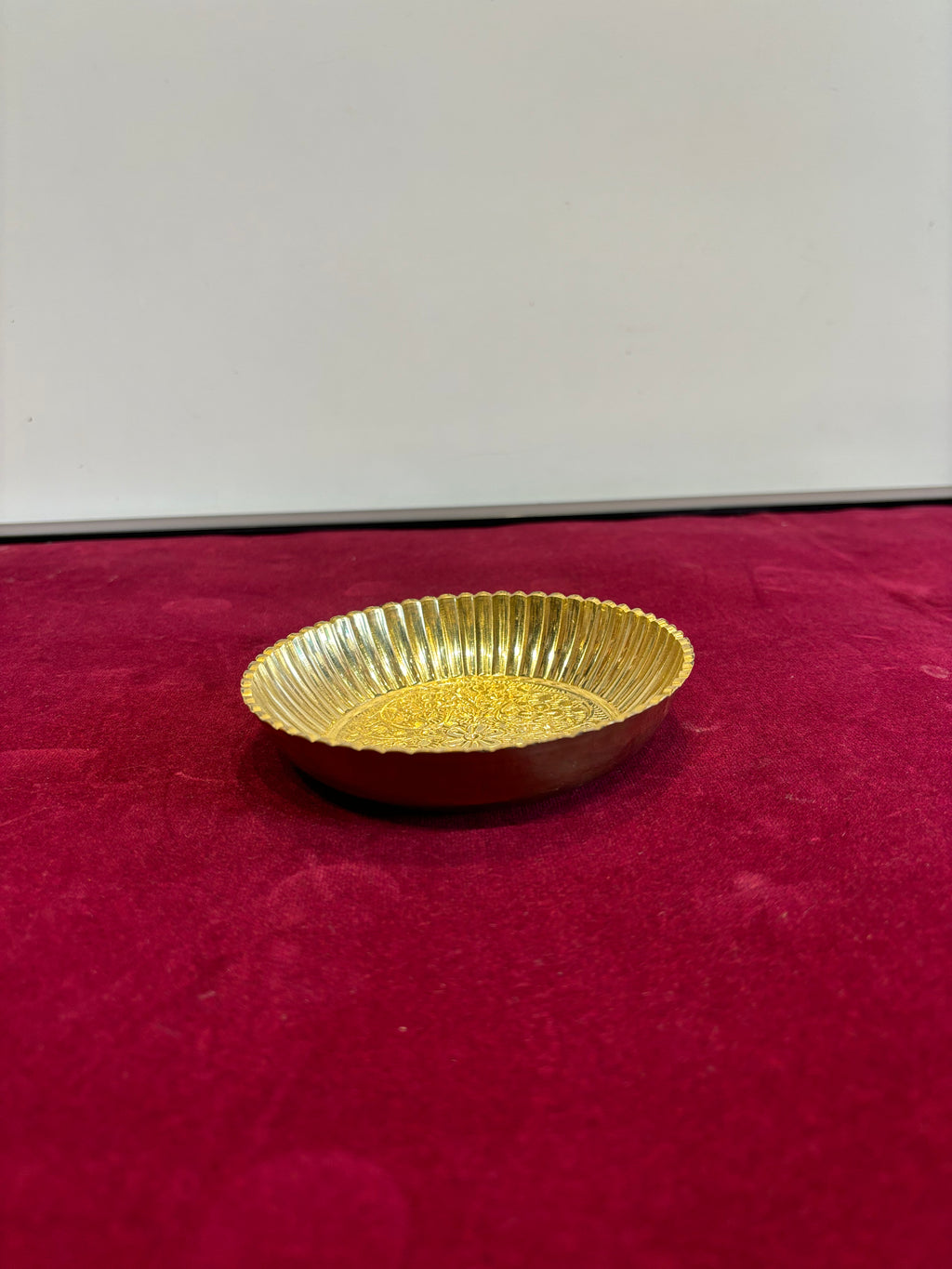 Plate without stand