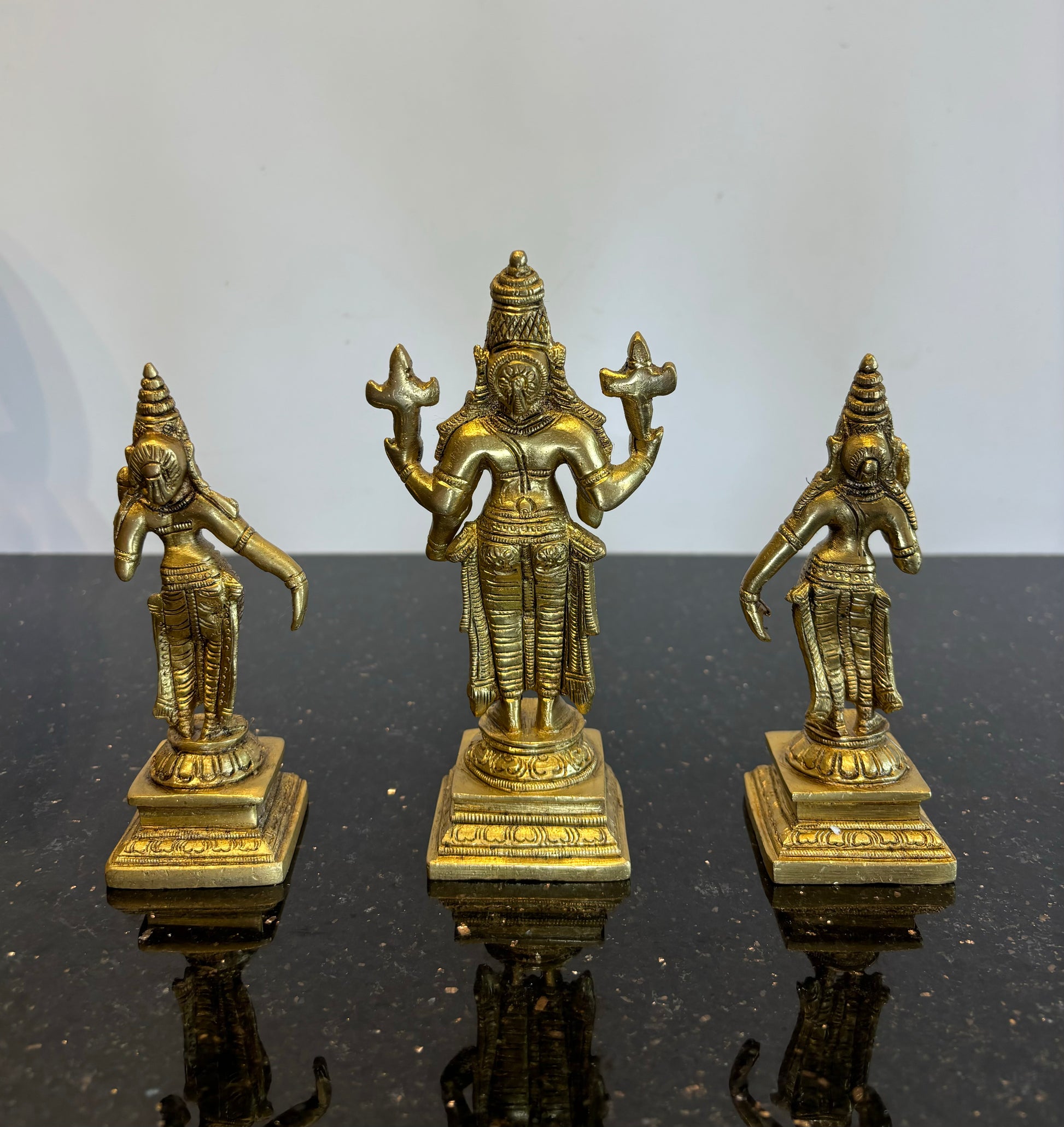 Perumal with Sredevi & Boodevi