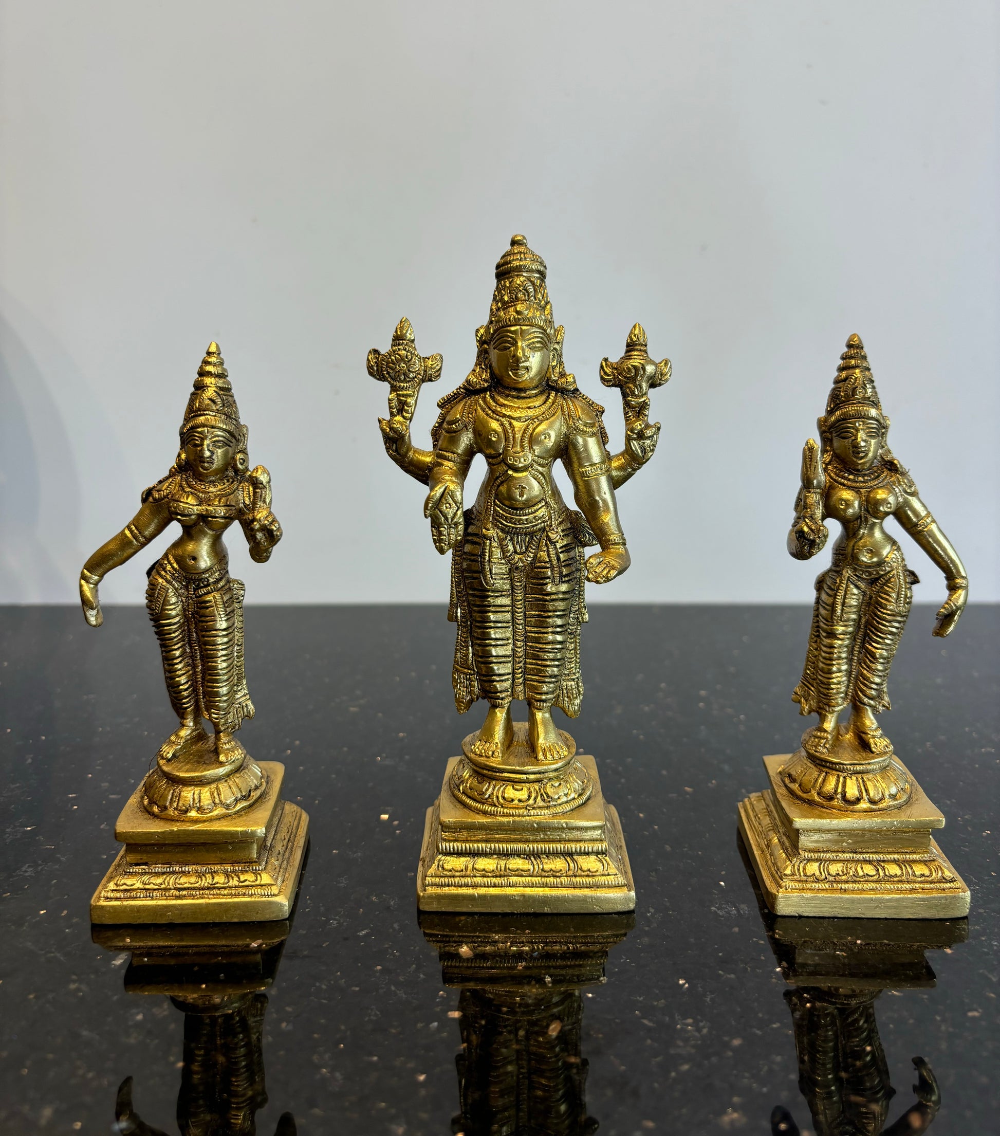 Perumal with Sredevi & Boodevi
