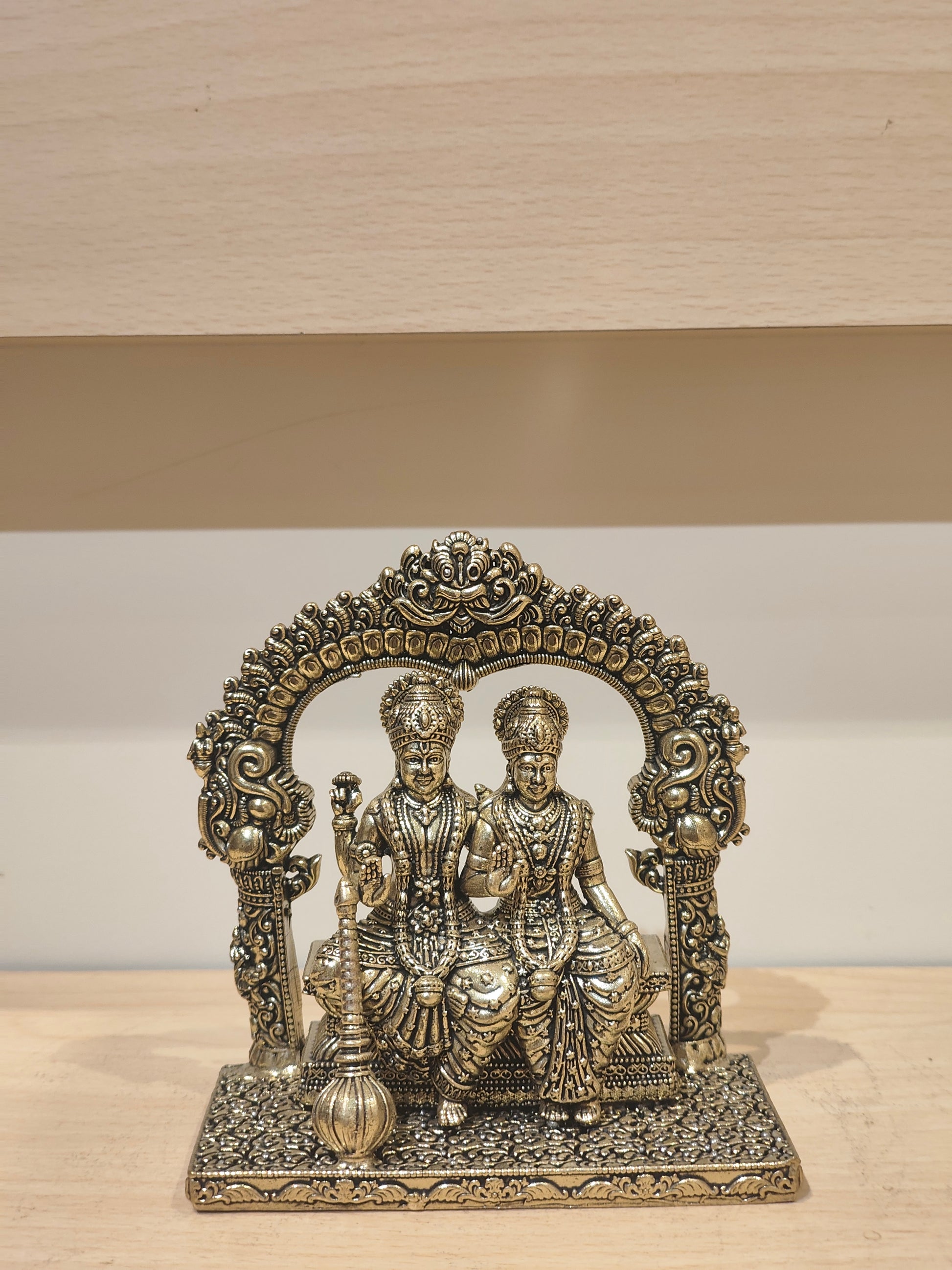 Vishnu Lakshmi with Thiruvachi